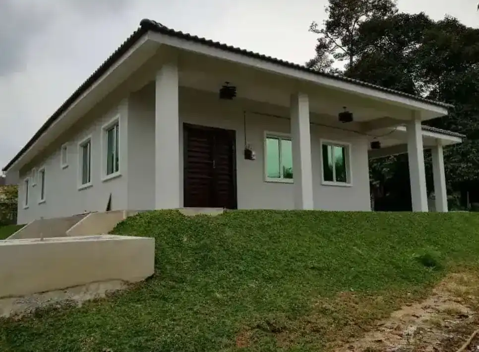 Banglo 1 tingkat, tanah berbukit siap dibina oleh RumahHQ di Cheras