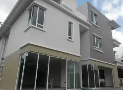 Projek RumahHQ di Hulu Langat, rumah 3 tingkat — gambar 5 daripada 42
