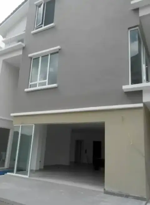 Projek RumahHQ di Hulu Langat, rumah 3 tingkat — gambar 41 daripada 42