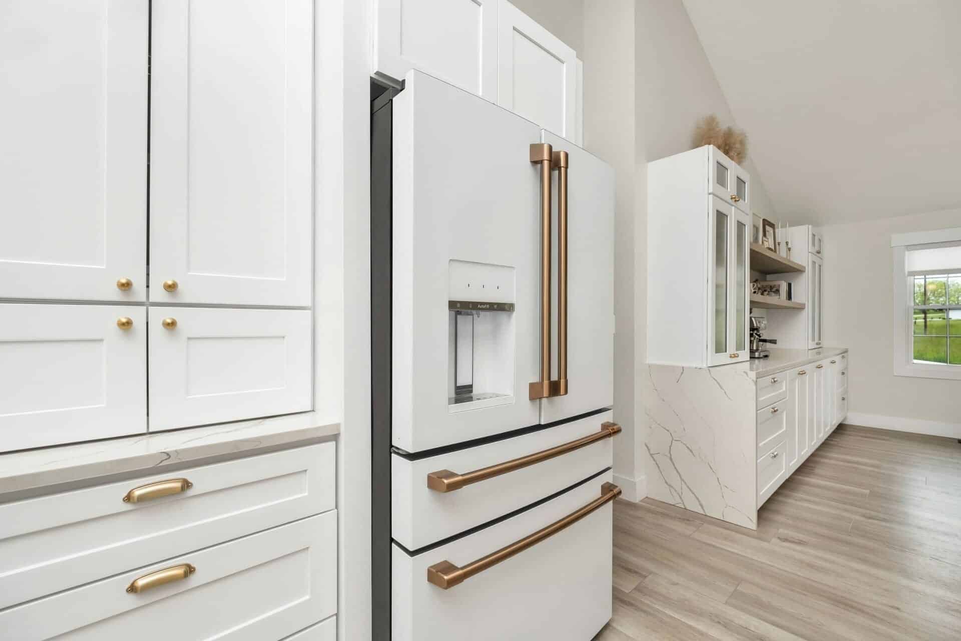 🏠 8 Tip Transformasi Dapur Impian Anda: Ruang Lega, Penyimpanan Pintar, Gaya Moden! 😍 4 rumahhq kontraktor bina ubahsuai rumah unsplash9 73